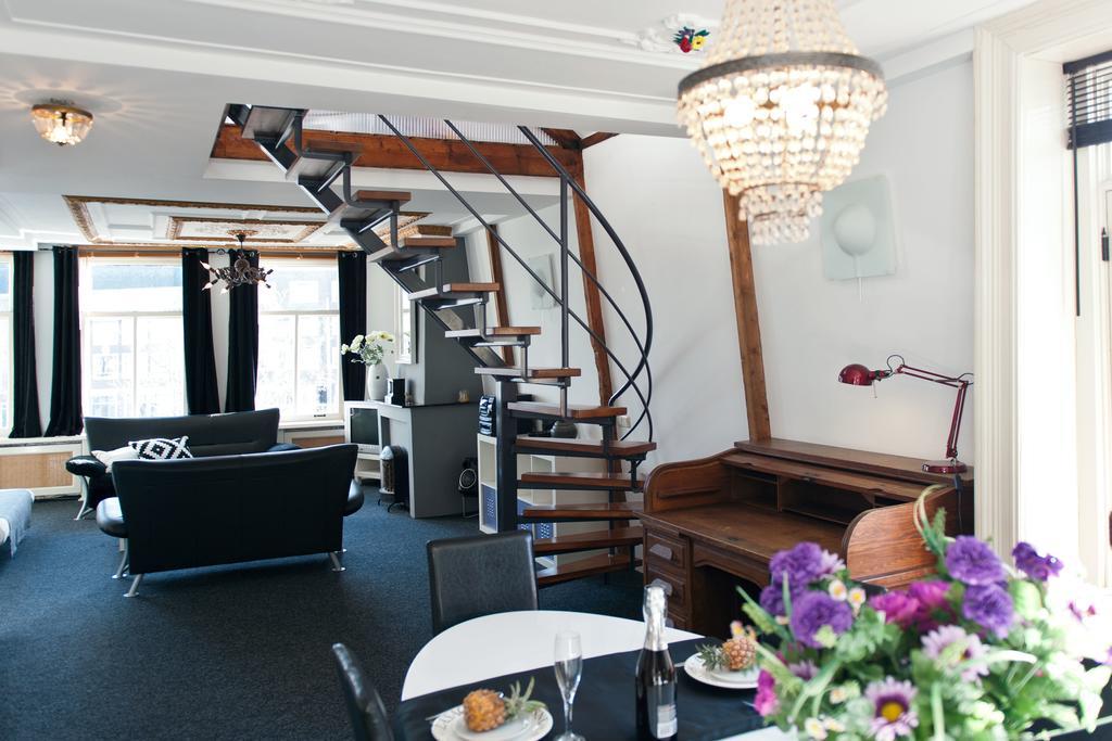Canal Holiday Apartment Amsterdam Rum bild
