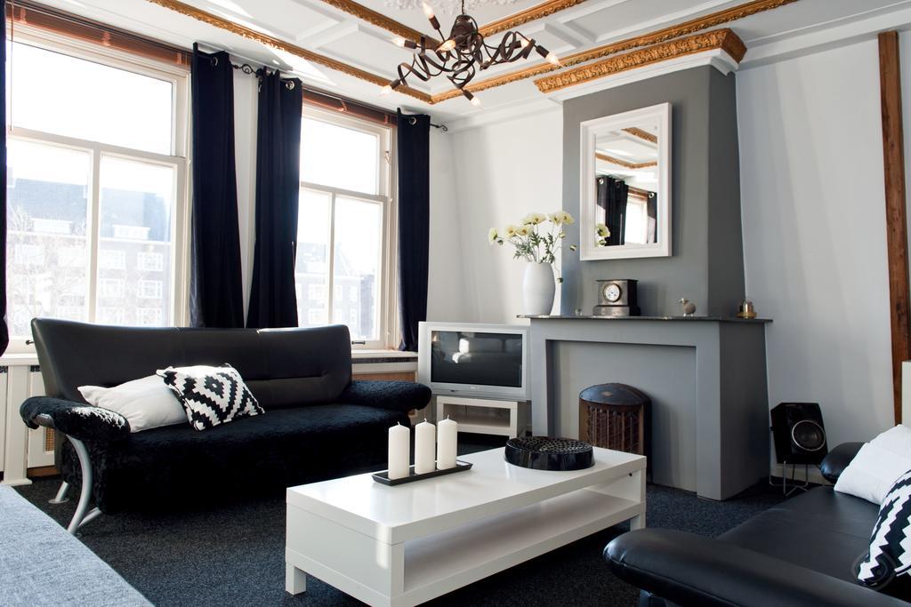 Canal Holiday Apartment Amsterdam Rum bild